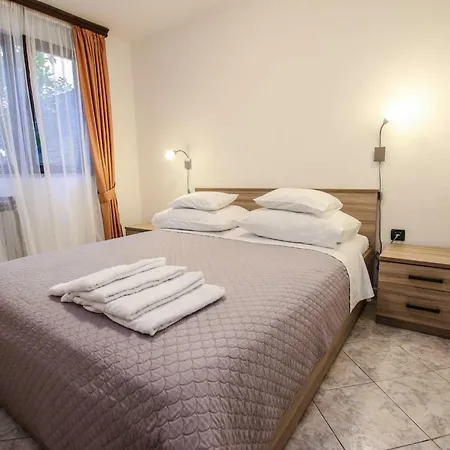 Carolina 4 Seasons Apartment Porec Exterior photo