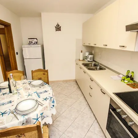 Carolina 4 Seasons Apartment Porec Exterior photo